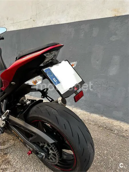 Kawasaki Z 900 – Vista 19