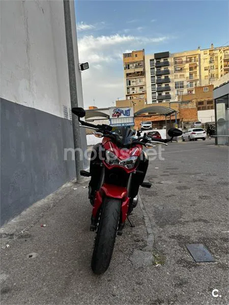 Kawasaki Z 900 – Vista 6