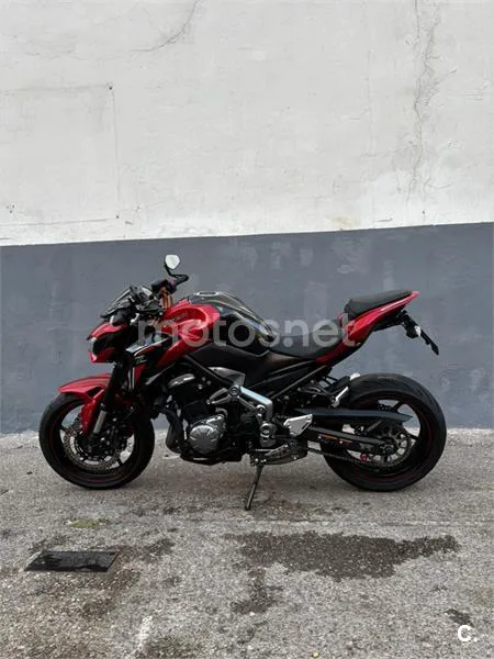 Kawasaki Z 900 – Vista 7