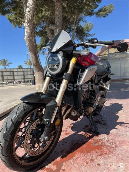 Honda CB 650 R – Vista 2