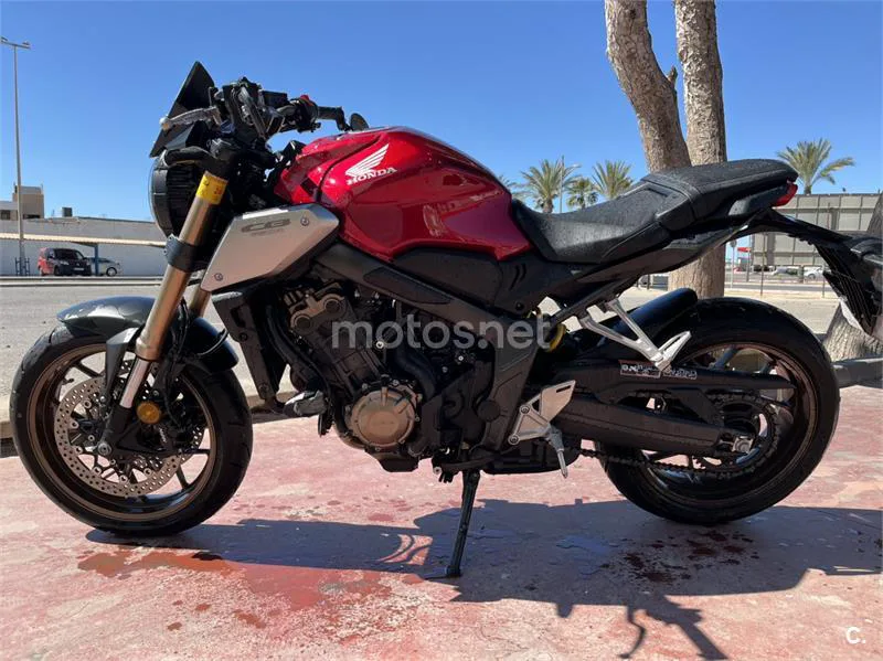 Honda CB 650 R – Vista 3