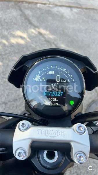 Triumph Trident 660 – Vista 4