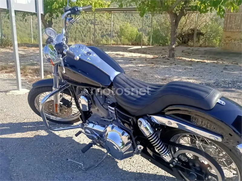 Harley-Davidson Dyna Super Glide – Vista 3