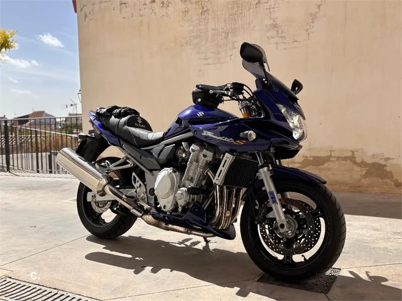 Suzuki Bandit 650 S – Vista 7