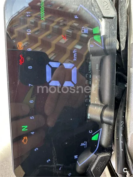 Voge 525 R – Vista 6