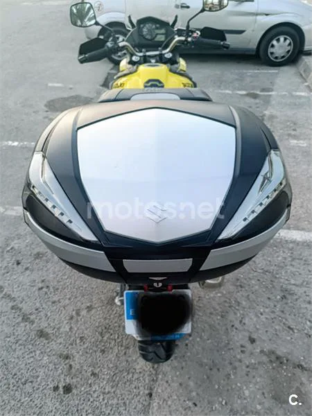 Suzuki V-Strom 650 XT – Vista 5