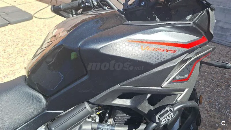 Kawasaki Versys – Vista 9