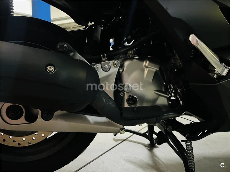 Yamaha XMAX 125 – Vista 11