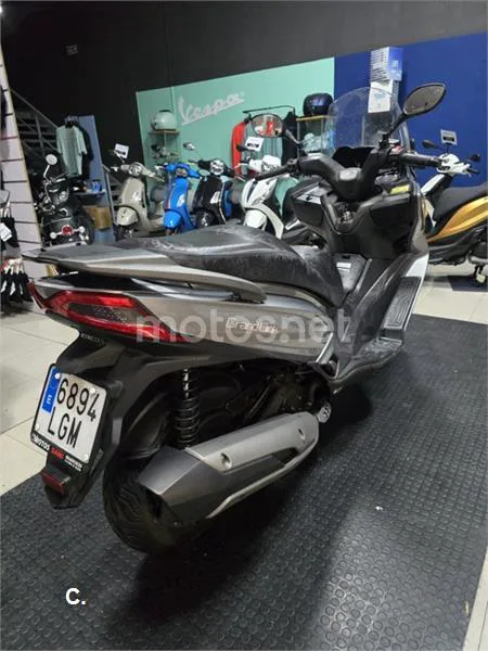 Kymco Grand Dink 300 – Vista 4