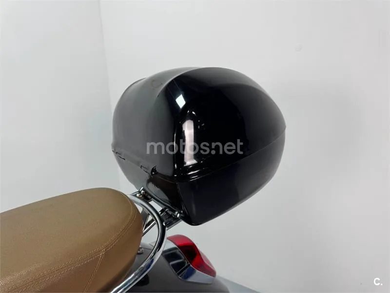 Vespa Primavera – Vista 21