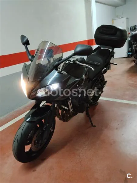 Yamaha FZ6 S S2 – Vista 8