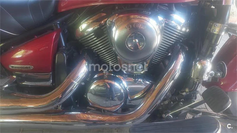 Kawasaki VN 900 CLASSIC – Vista 14