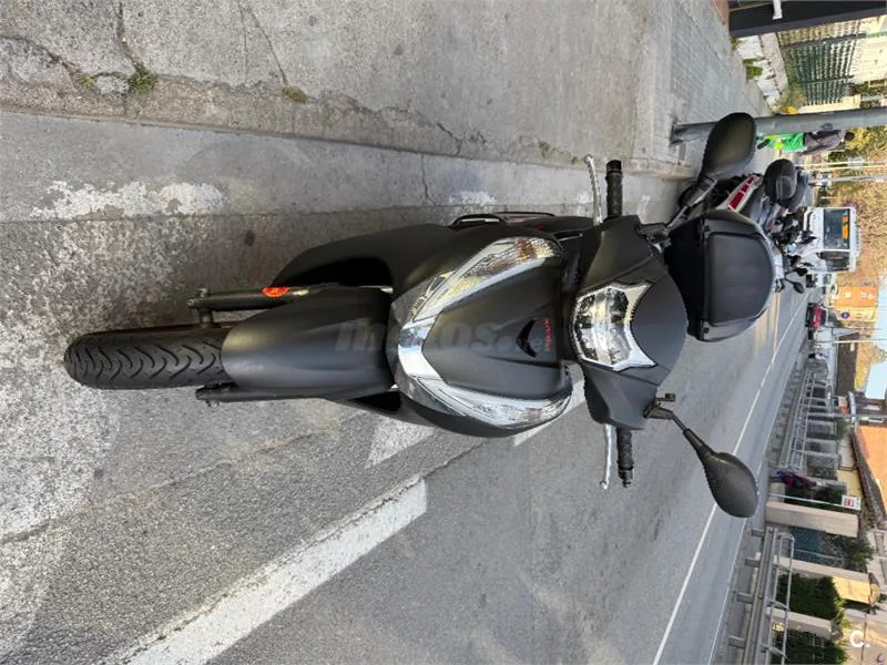 Honda SH 300i ABS – Vista 2