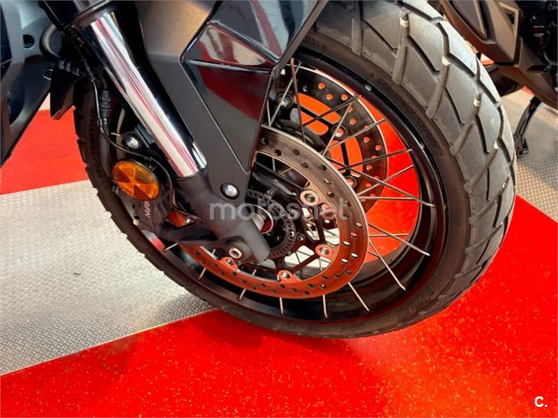 Honda X-ADV – Vista 4
