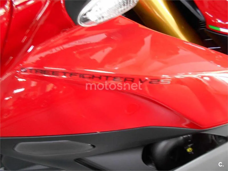 Ducati Streetfighter V2 – Vista 8
