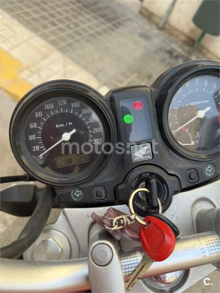 Honda CBF 600N – Vista 3