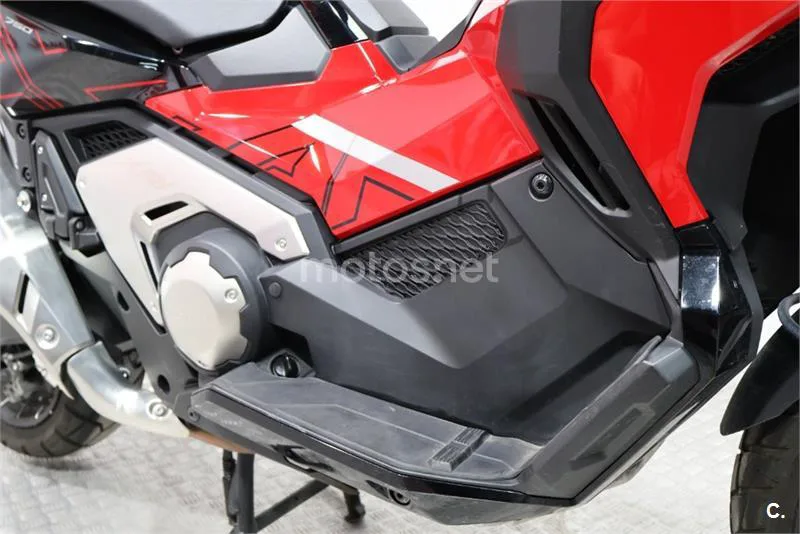 Honda X-ADV – Vista 12