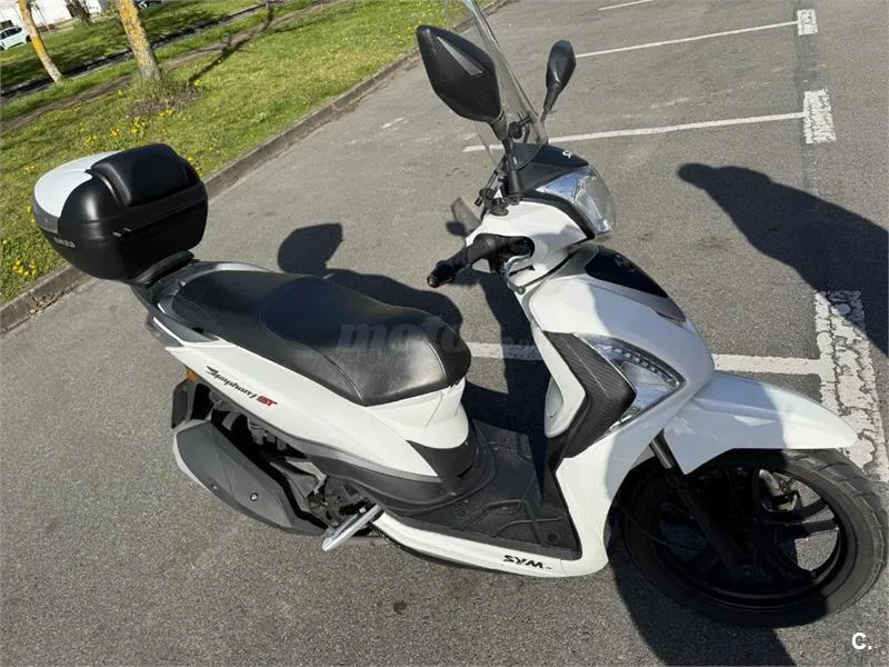 SYM Symphony ST 125 – Vista 4