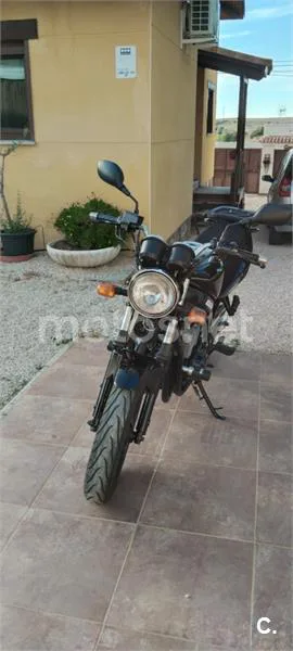 Suzuki GS 500 – Vista 2