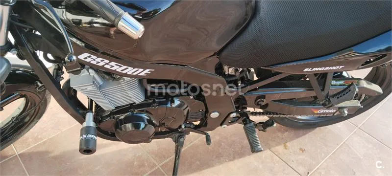 Suzuki GS 500 – Vista 7