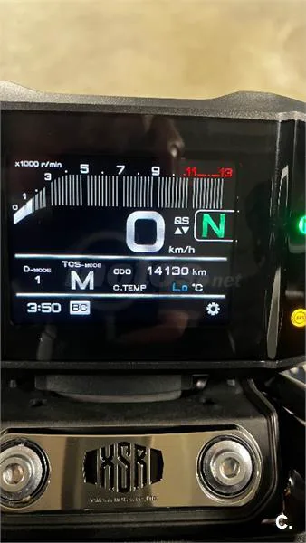 Yamaha XSR900 – Vista 10