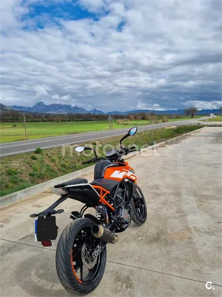 KTM 125 – Vista 5