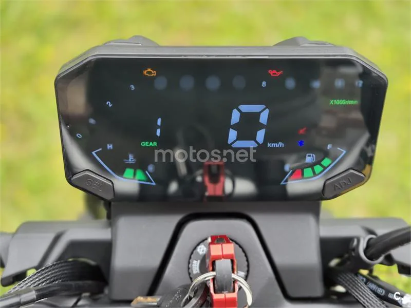 Voge 350 AC – Vista 6