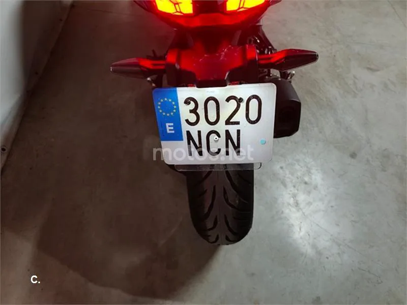 BMW R 1300 R – Vista 13
