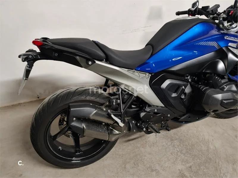 BMW R 1300 R – Vista 8