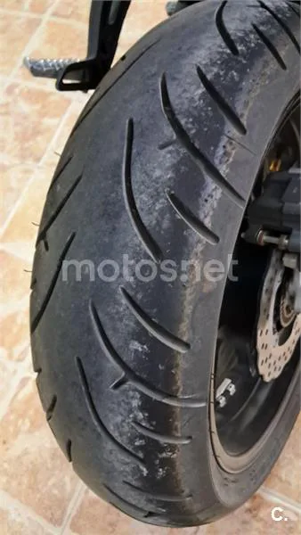 Yamaha MT-07 – Vista 7