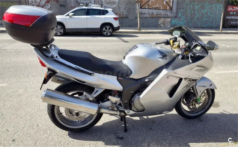 Honda CBR 1100 XX – Vista 2