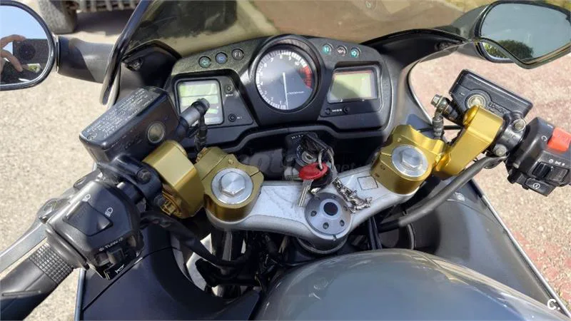 Honda CBR 1100 XX – Vista 3