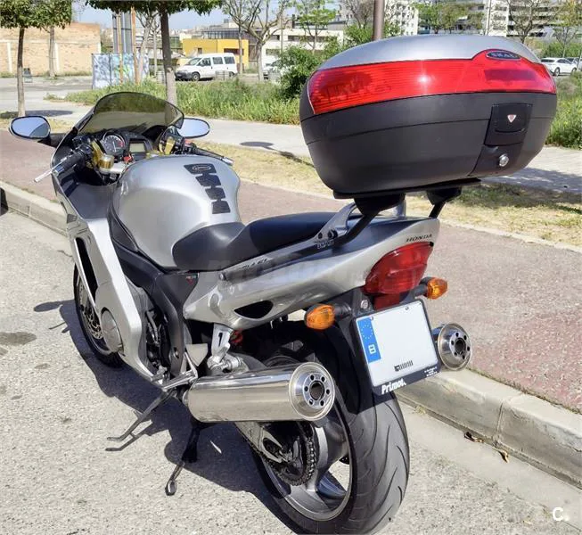 Honda CBR 1100 XX – Vista 4