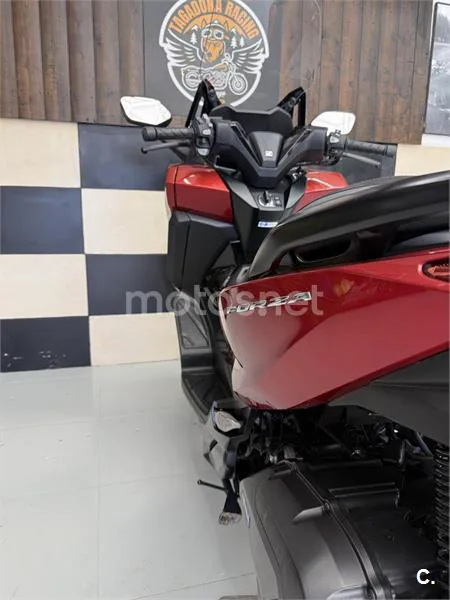 Honda Forza 125 – Vista 14