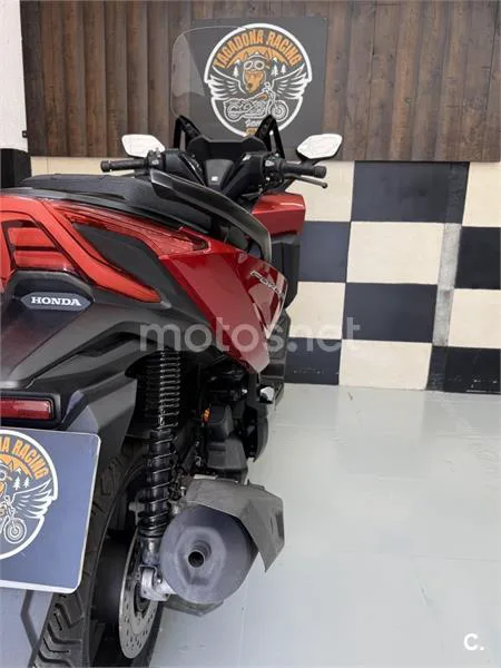 Honda Forza 125 – Vista 3