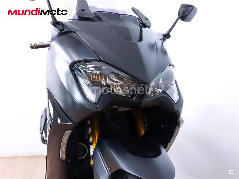 Yamaha TMAX 560 – Vista 5
