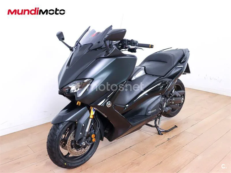 Yamaha TMAX 560 – Vista 7