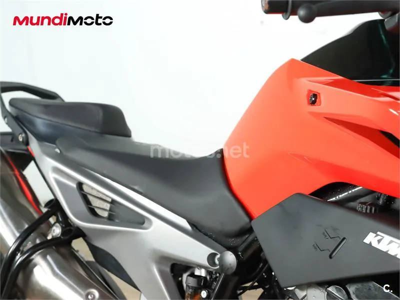 KTM 790 – Vista 38