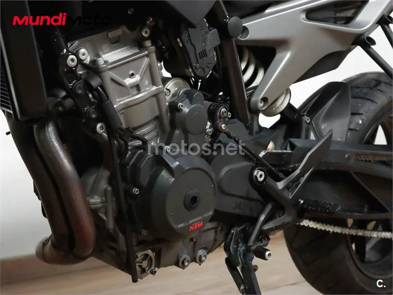 KTM 790 – Vista 10