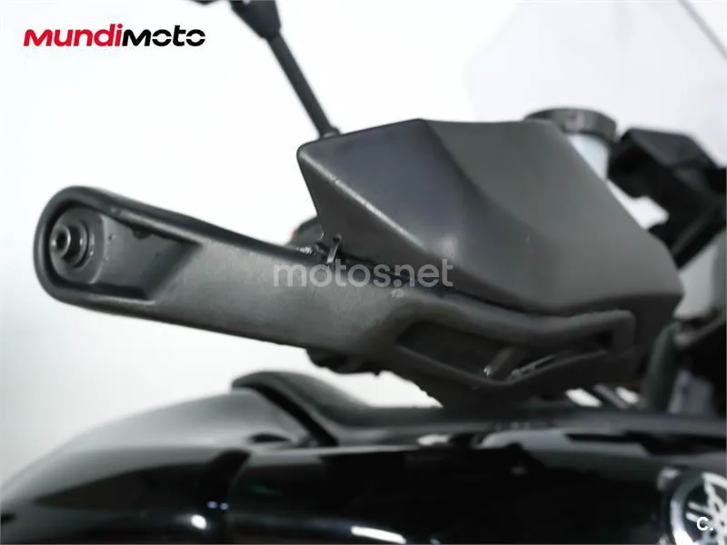 Yamaha Tracer 9 – Vista 14