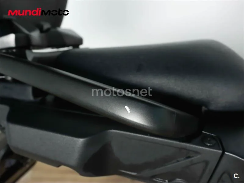 Yamaha Tracer 9 – Vista 20