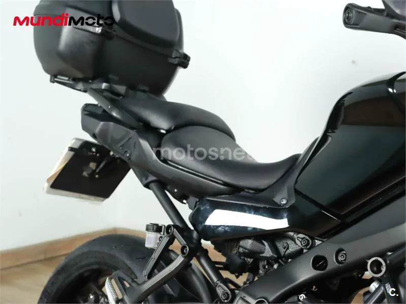 Yamaha Tracer 9 – Vista 25