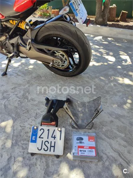 Ducati Monster 821 – Vista 11