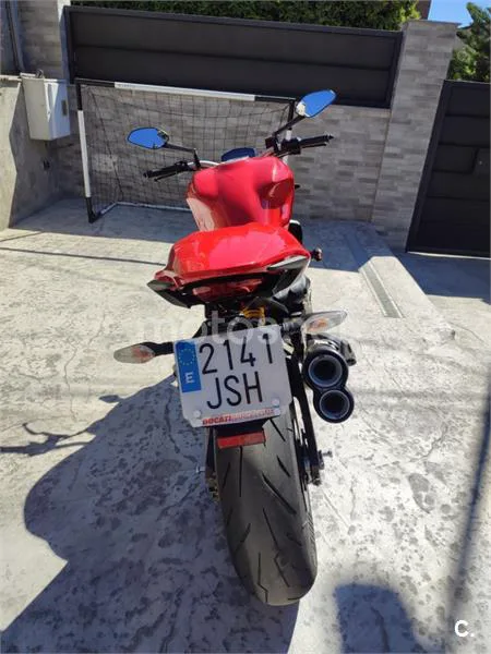 Ducati Monster 821 – Vista 3