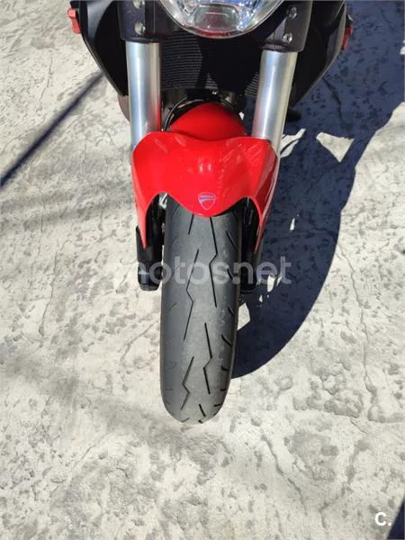 Ducati Monster 821 – Vista 9