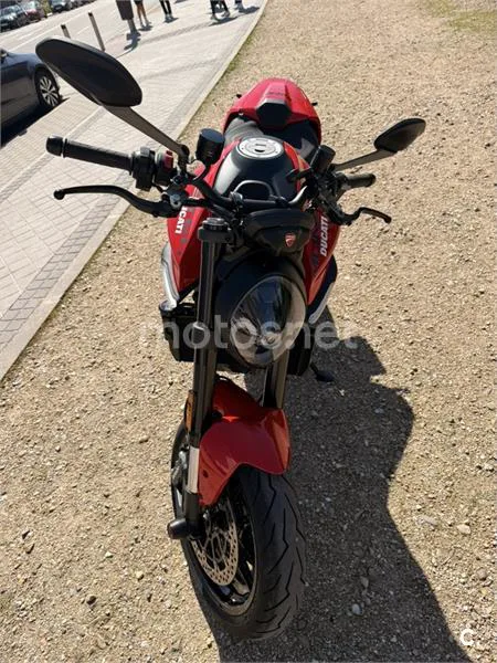 Ducati Monster – Vista 4