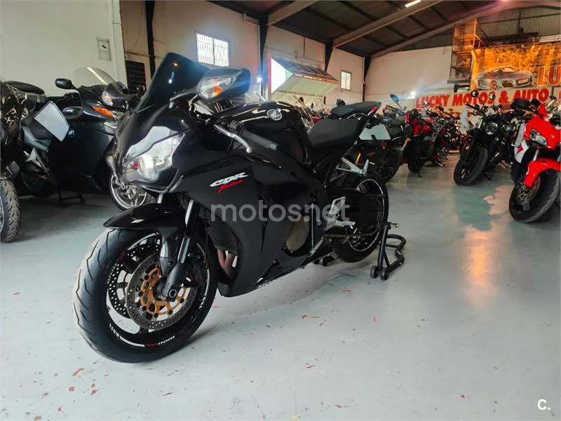 Honda CBR 1000 RR Fireblade – Vista 12