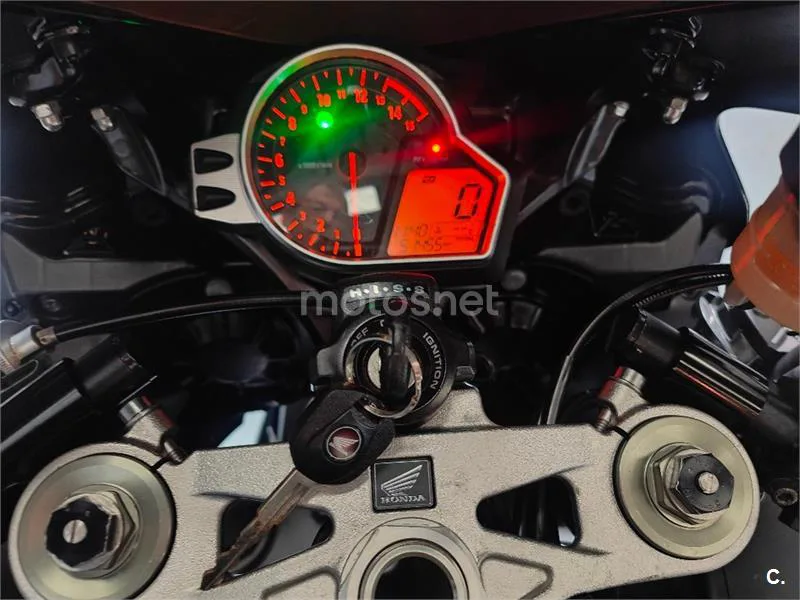 Honda CBR 1000 RR Fireblade – Vista 13