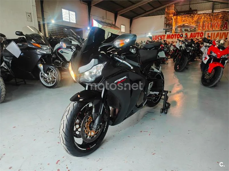 Honda CBR 1000 RR Fireblade – Vista 20