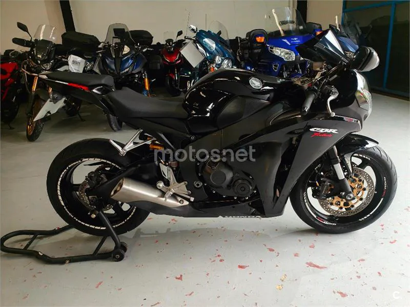 Honda CBR 1000 RR Fireblade – Vista 6